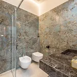 App 302 Palazzo Cavour *