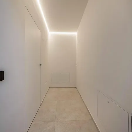 App 302 Palazzo Cavour * Μπολζάνο